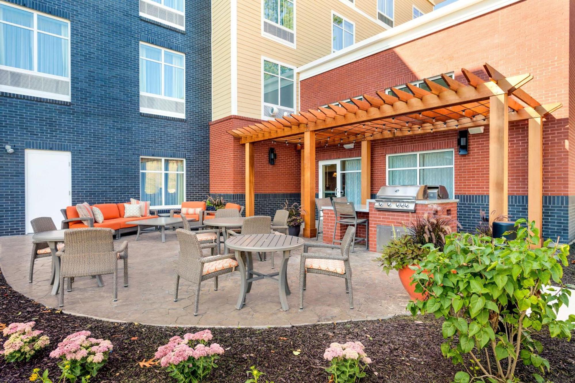 Homewood Suites By Hilton Gateway Hills Nashua Extérieur photo
